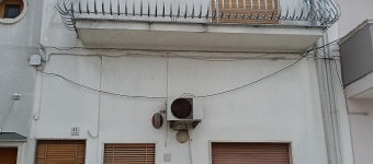 Intero immobile con due unità abitative autonome in vendita a Cutrofiano 